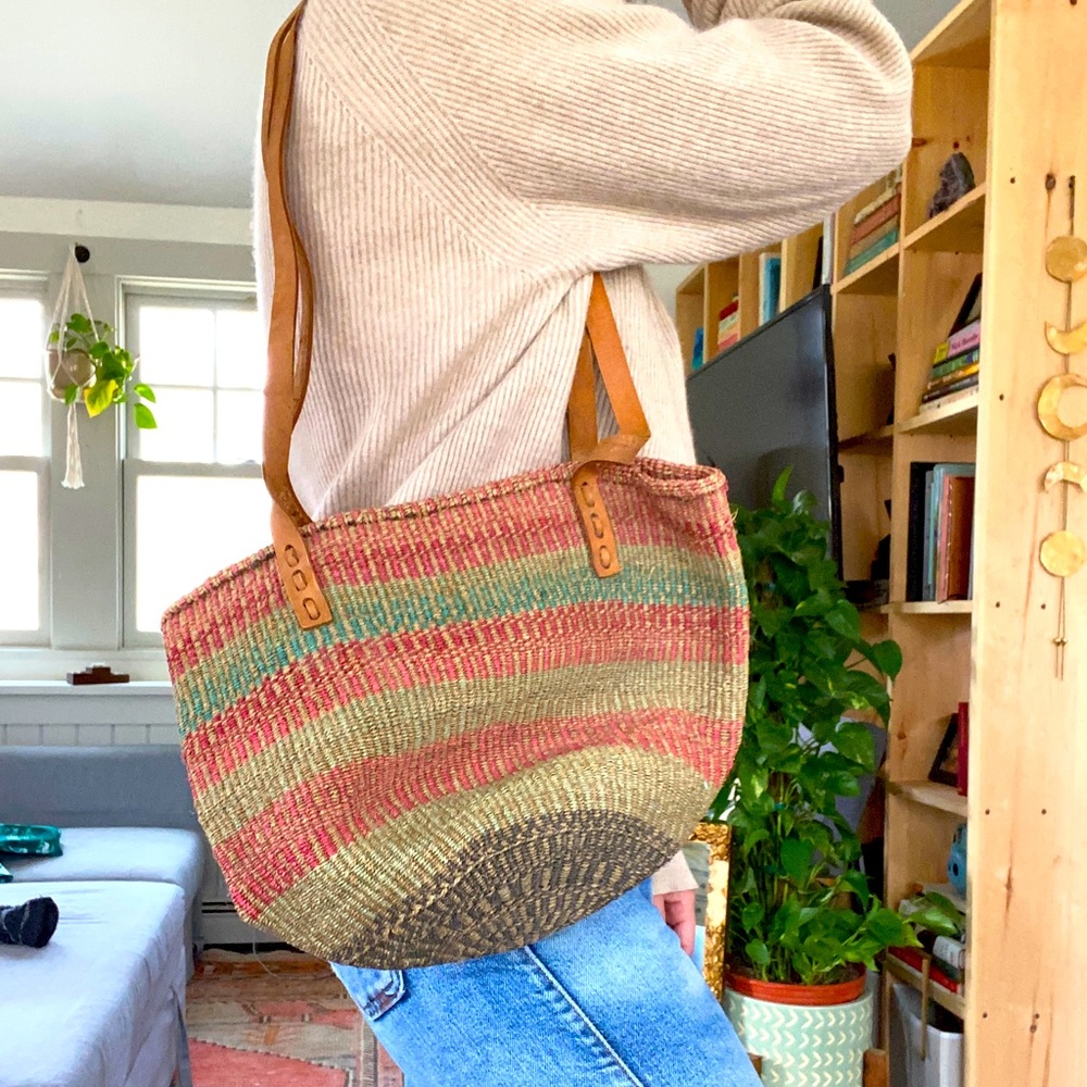 Vintage woven bag